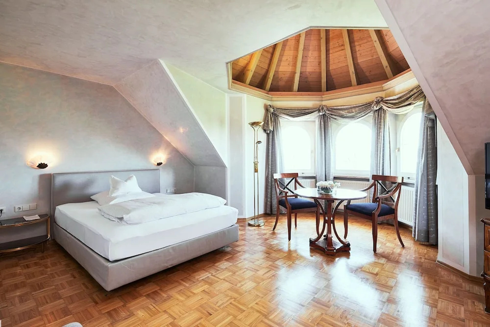 Recks Hotel-Restaurant