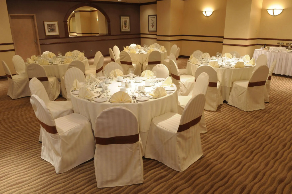 Best Western Ville-Marie Montreal Hotel & Suites