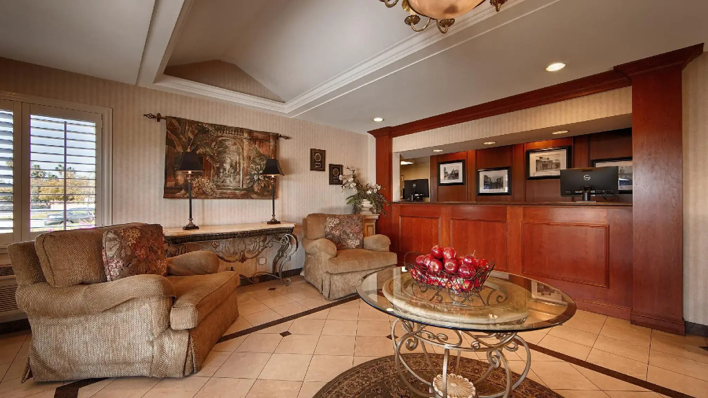 Empire Inn