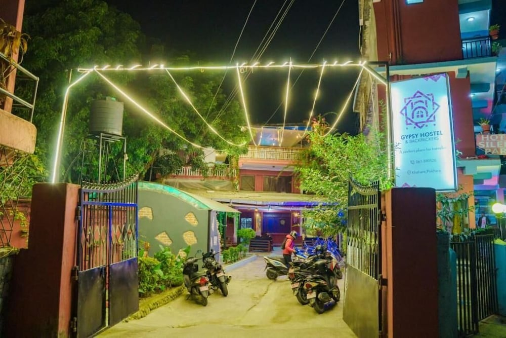 Gypsy hostel & Backpackers