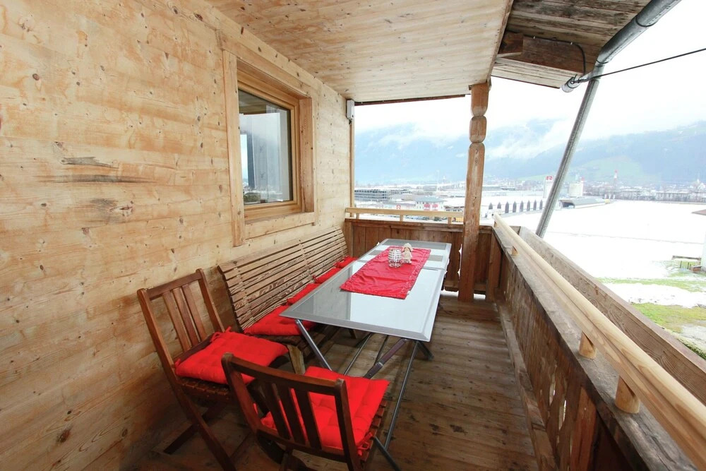 Beautiful Flat Near the Hochzillertal ski Area