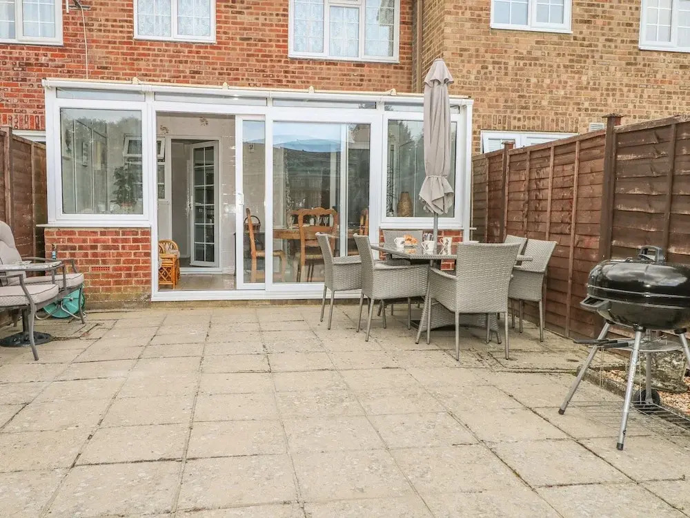 17 Coventry Close