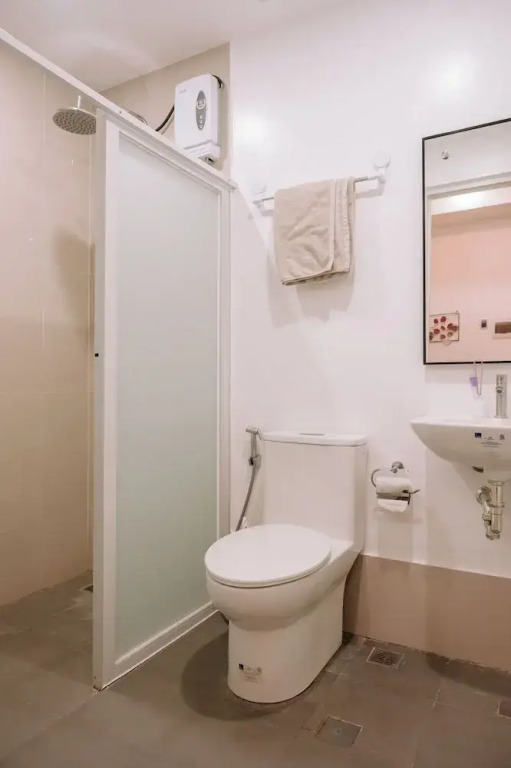 Stylish 1BR City Apartment