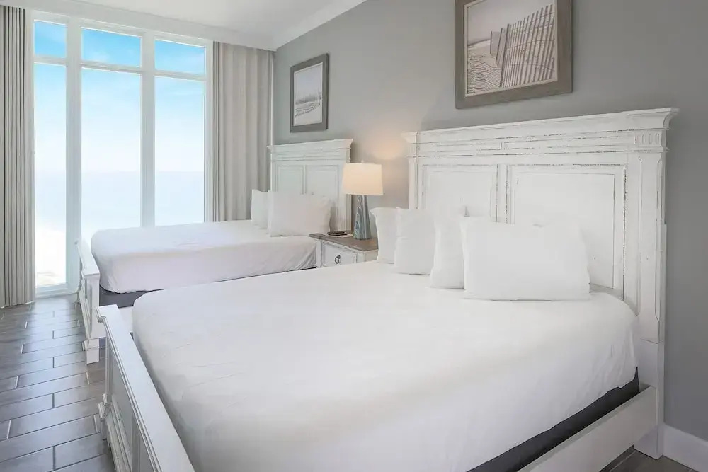 Phoenix Gulf Towers 1904 4 Bedroom Condo by Redawning
