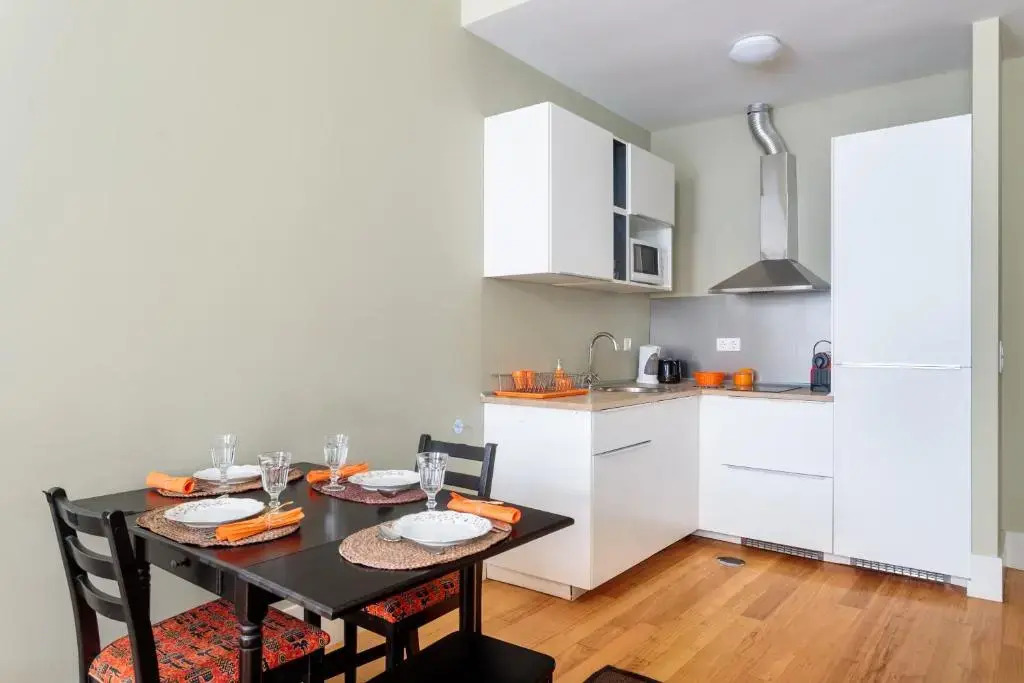 Mouzinho 244 - Porto Houses & Suites