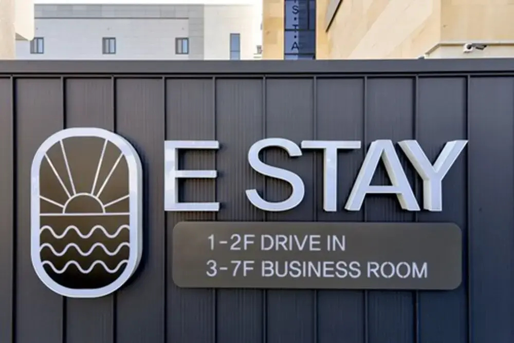 E-Stay Hotel