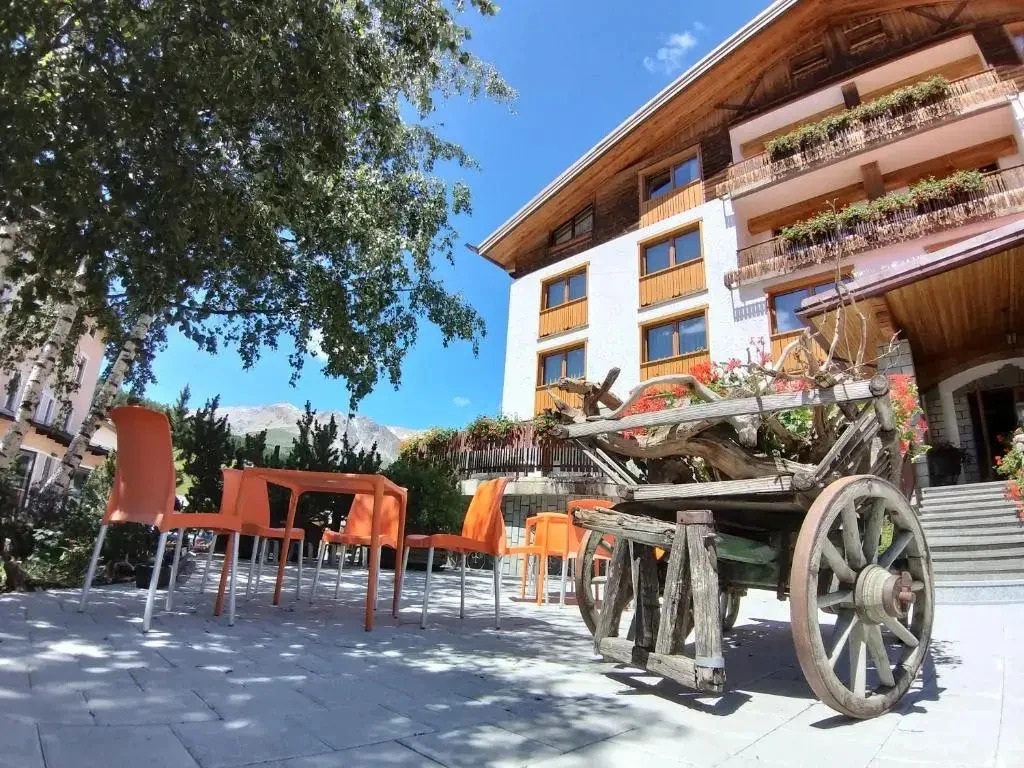 Hotel Bernina