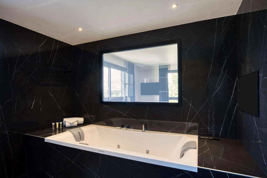 Best Western Plus Le Fairway Hotel & Spa Golf dArras