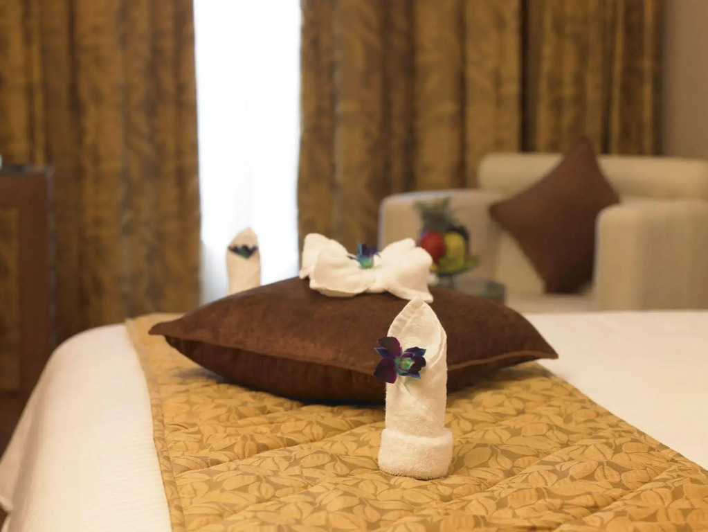 Blu Petal - A Business Hotel