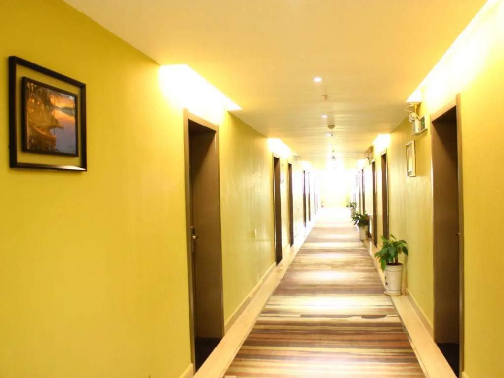 Jun Yi Business Hotel