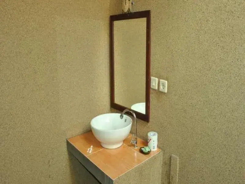 Sudi Guest House