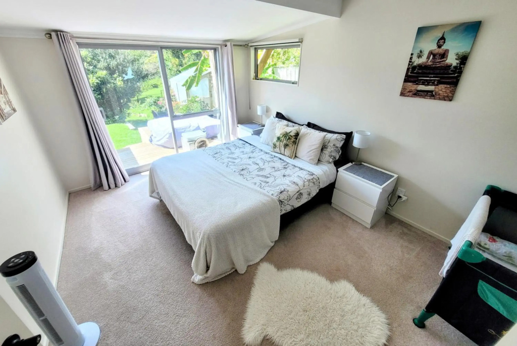 Garden Bliss & Bird Sanctuary in Paihia Estuary