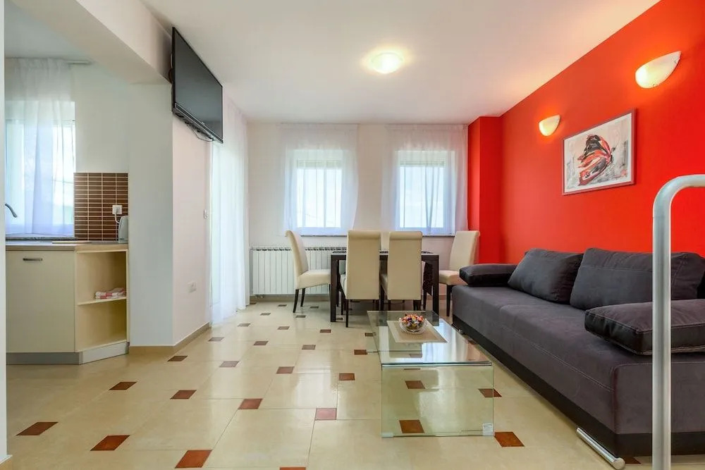 Luxury apartments Kostrena with pool