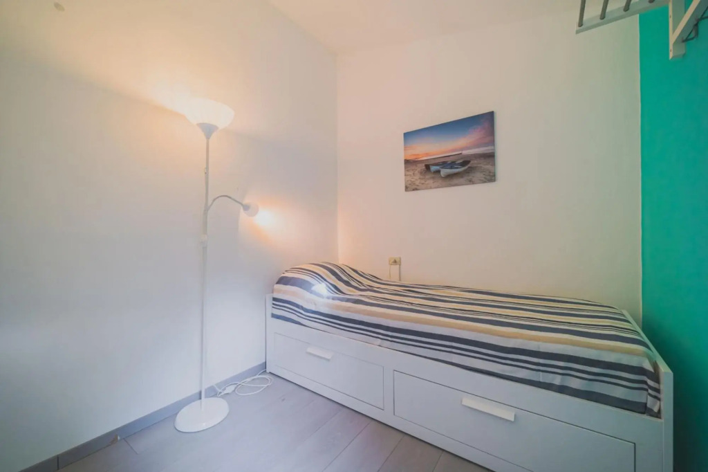 Casa Pareti 30 meters from the sea with parking space-CASA SUL MARE A PARETI