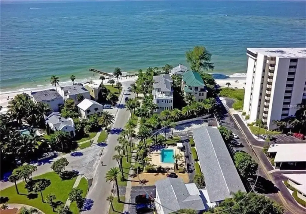 Gulf Holiday By Beachside Management
