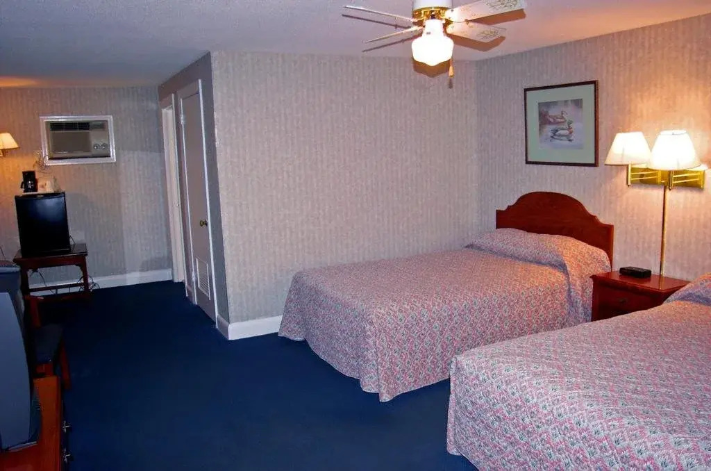 The Carolinian Inn