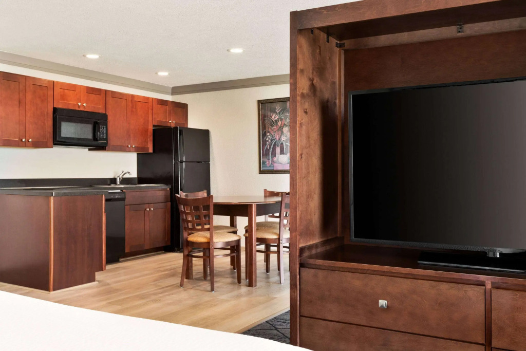 Days Inn by Wyndham Ocean City Oceanfront
