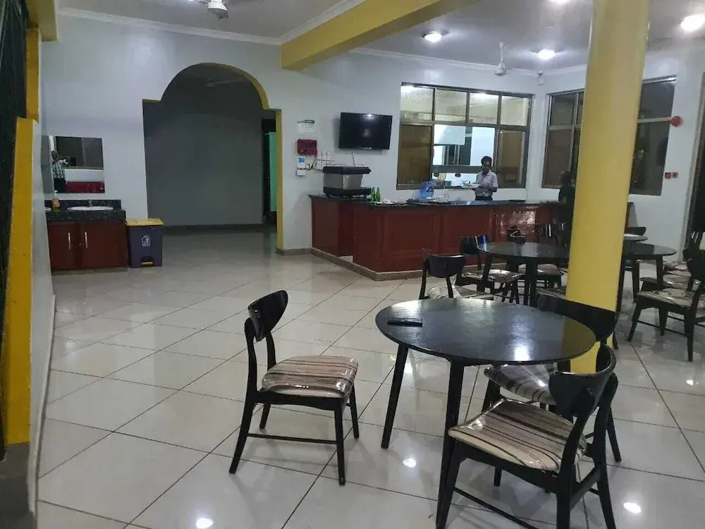 Grand Oasis Hotel Wajir