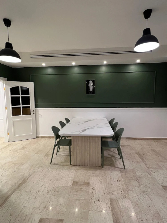 3 Bedroom Apartment Of 200m JRE
