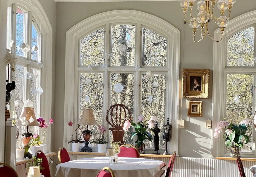 Karstorp Säteri   Hotell och Konferens
