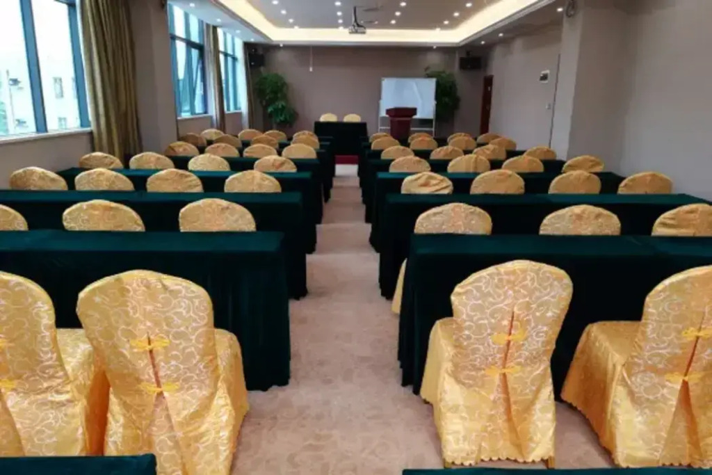 Vienna Hotel (Shenzhen Longgang Xinsheng Metro Station Branch)