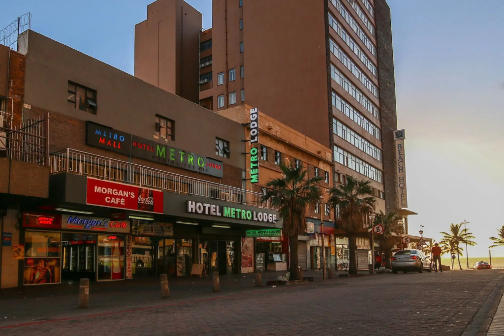 Metro Hotel Marine Parade