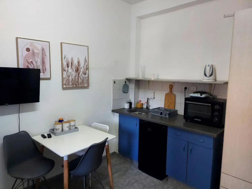 Lovely APT in Center of Ramat Gan! 10 min from TLV