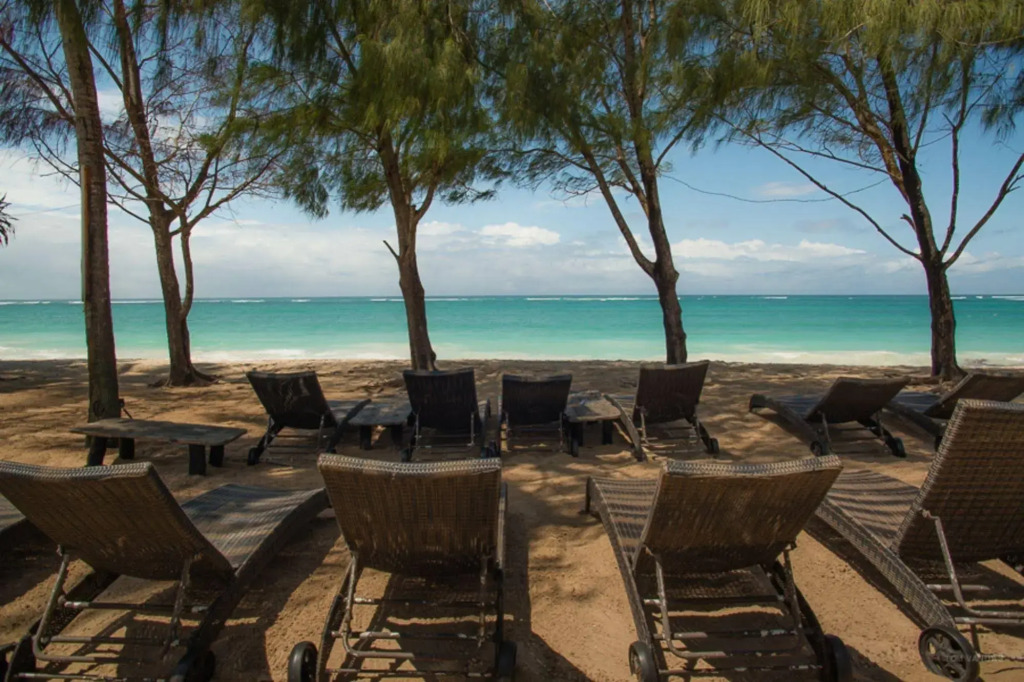 Bahari Dhow Beach Villas