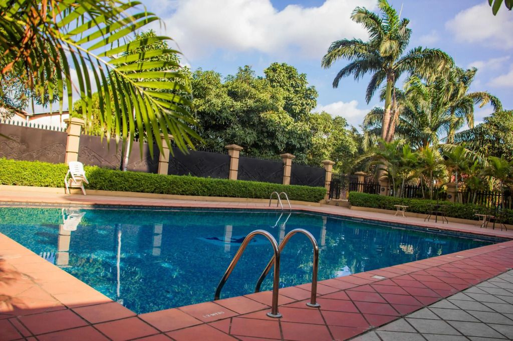 Dees Hotels Apartments And Suites