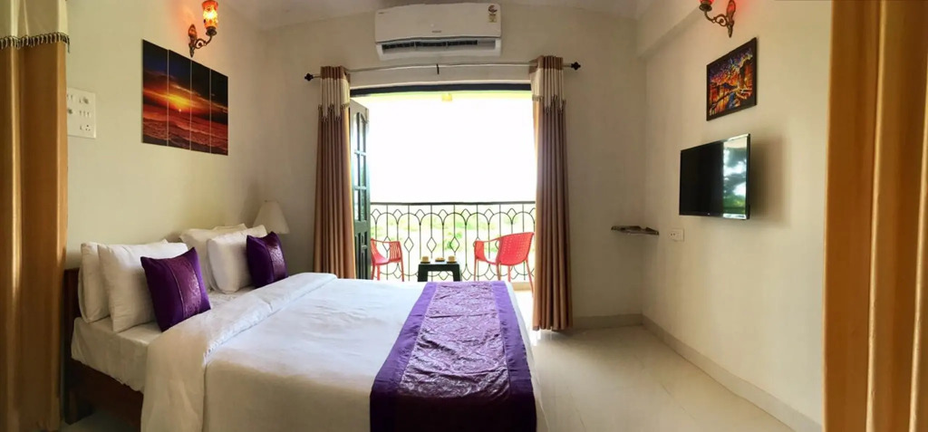Monarch suites