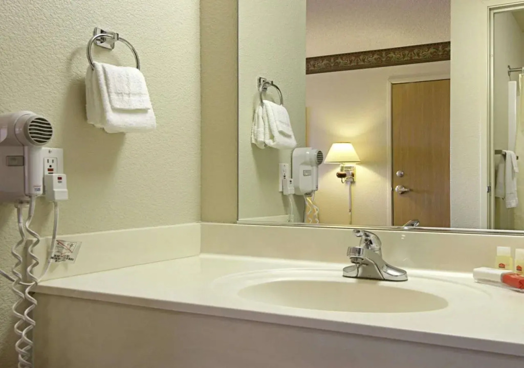 Holiday Inn Express Redding North by IHG