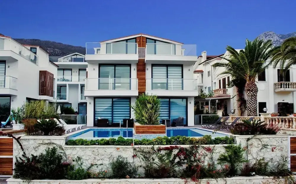 Villa Ladera 1 by VillaTatilin