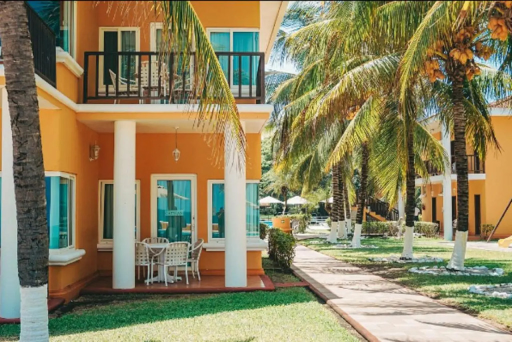 Hotel Cayman Suites