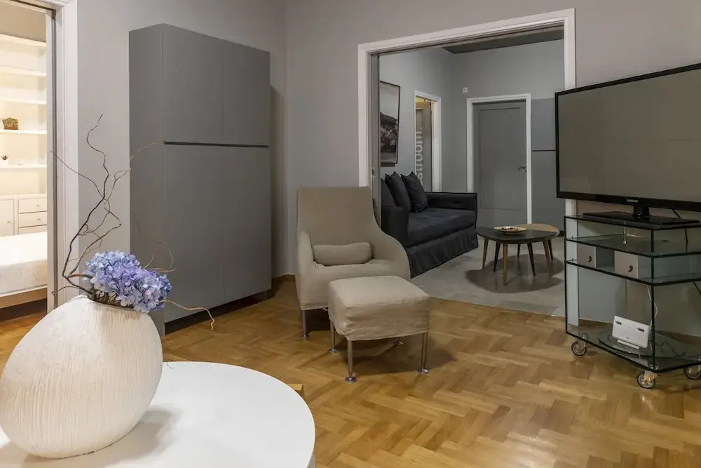 Prince Oliver Grand Apartment