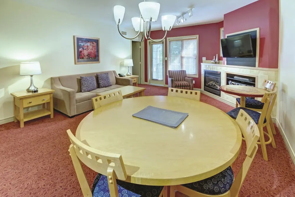 Carriage Ridge Resort