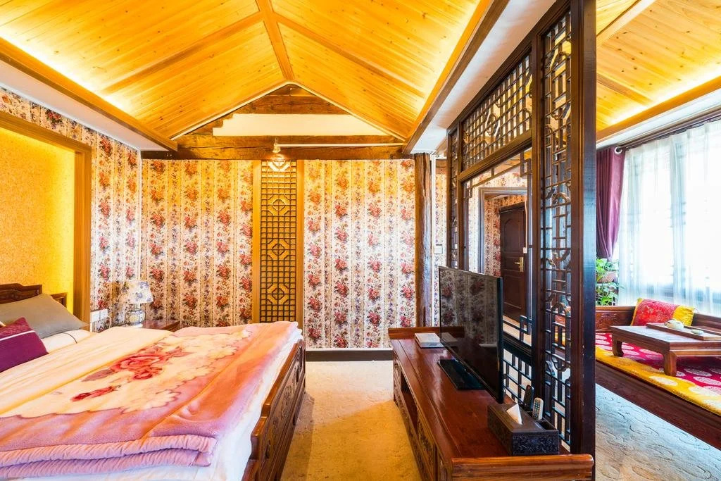 Ruoshuigu Boutique Inn