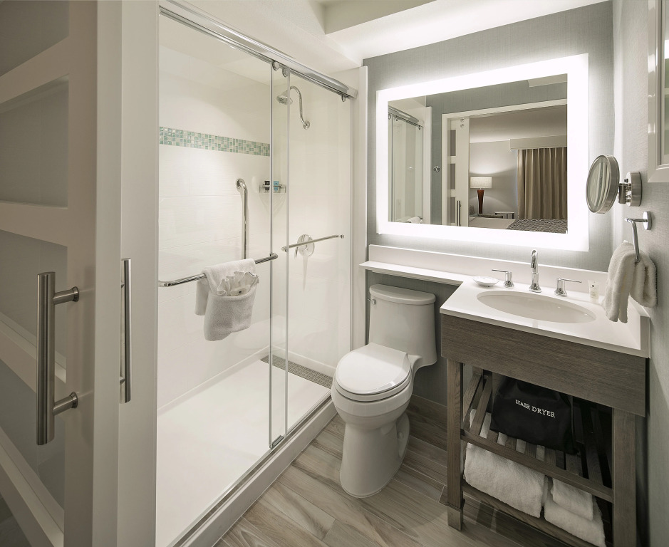 Crowne Plaza Ventura Beach by IHG