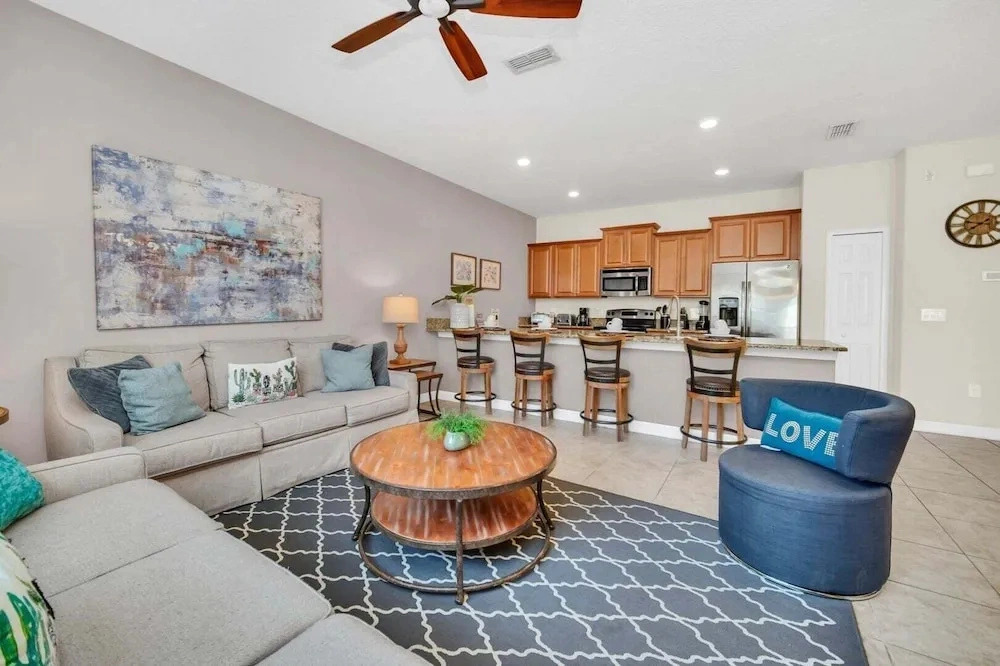Lovely Family Home 8-10 min to Disney