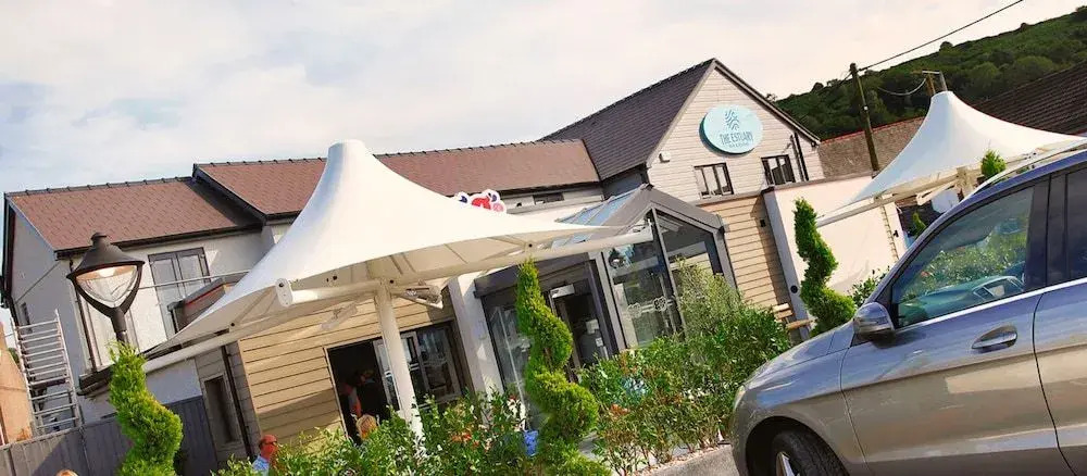The Estuary Bar and Rooms
