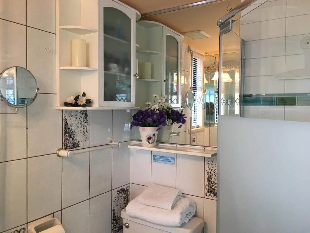 Dianas Luxury Bed and Breakfast