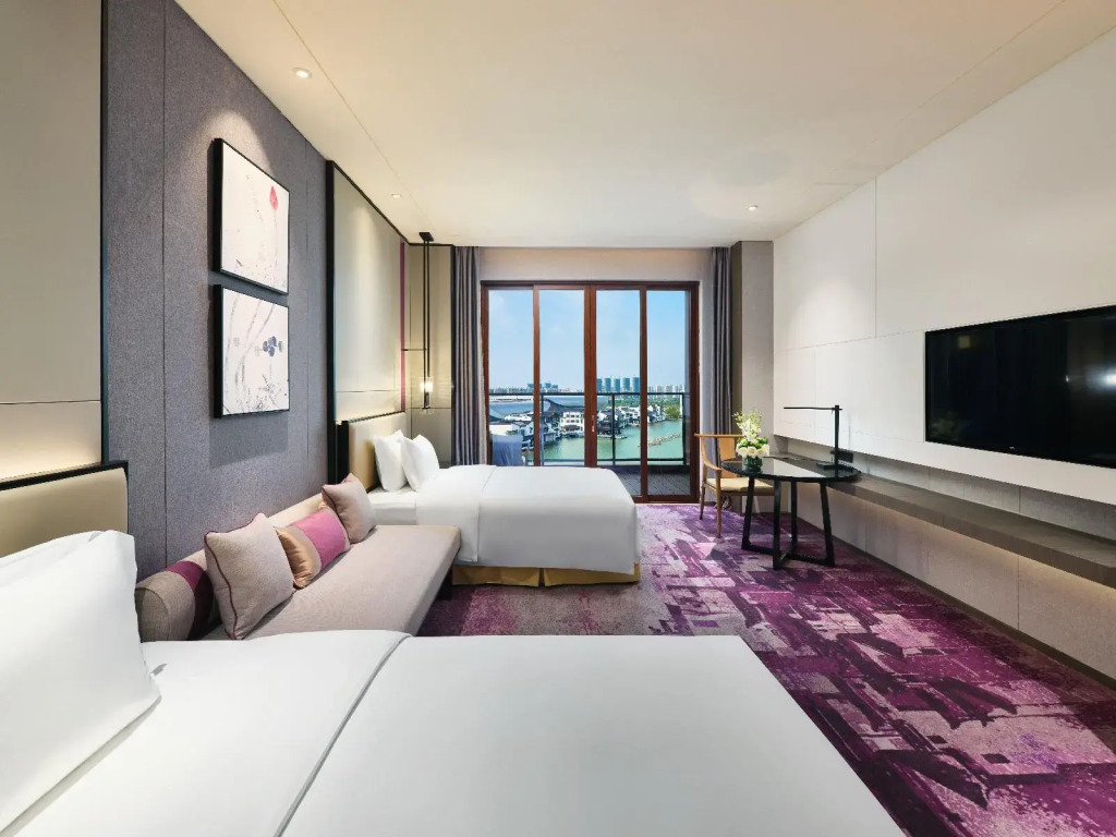 Crowne Plaza Wuxi Lake View