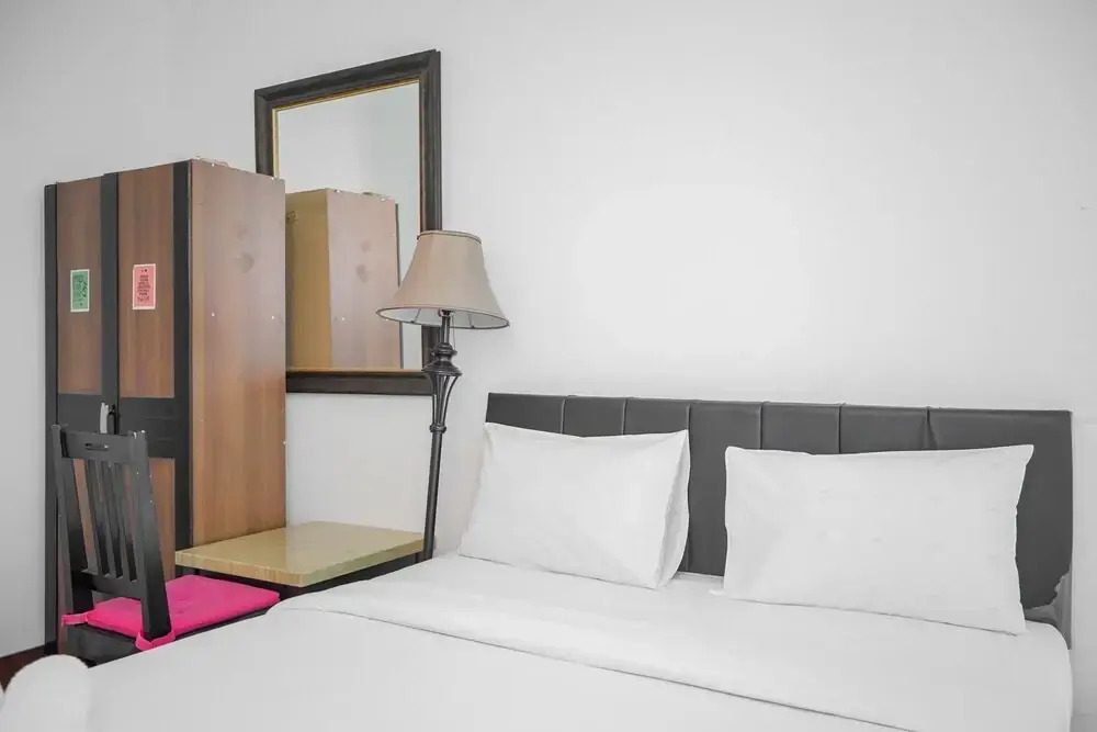 Good Place 1BR Tree Park Apartment near Teras Kota Mall