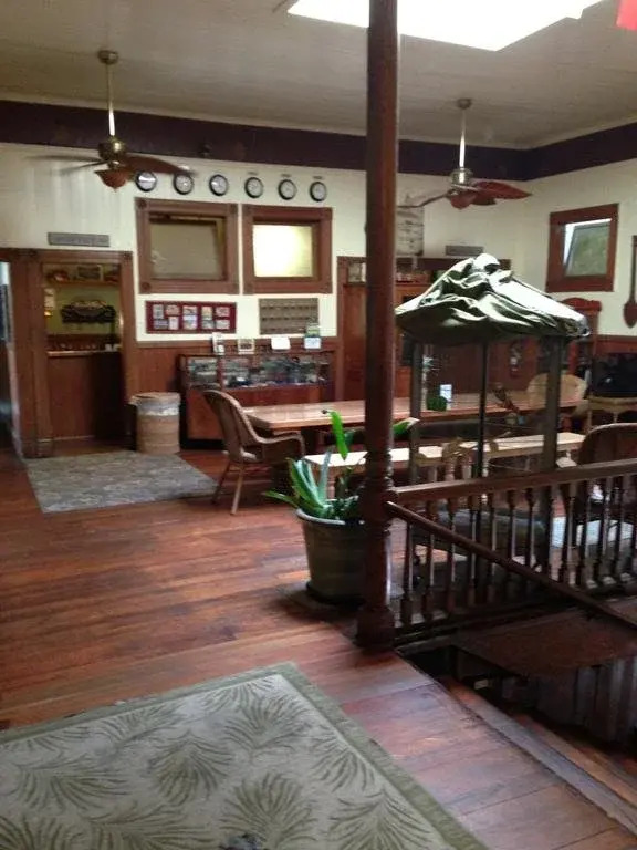 Howzit Hostels Hawaii