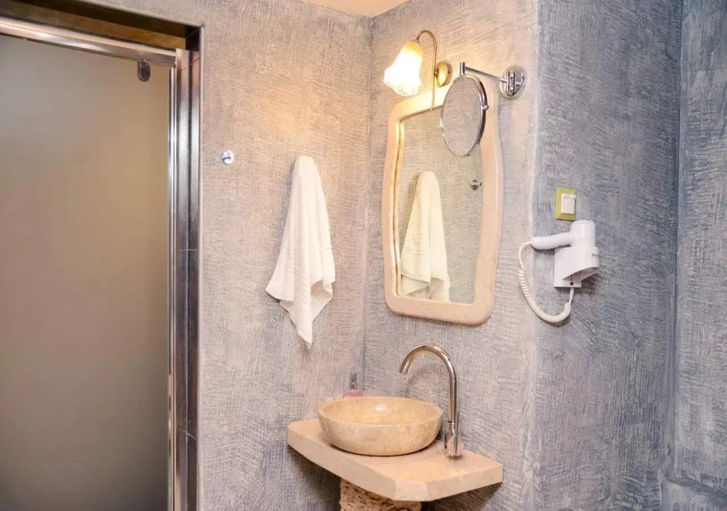 Odos Oneiron Boutique Hotel