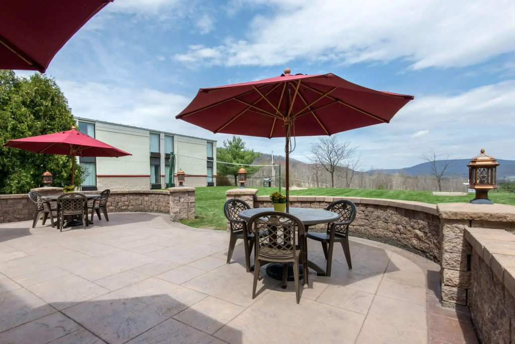 Quality Inn & Suites Mansfield