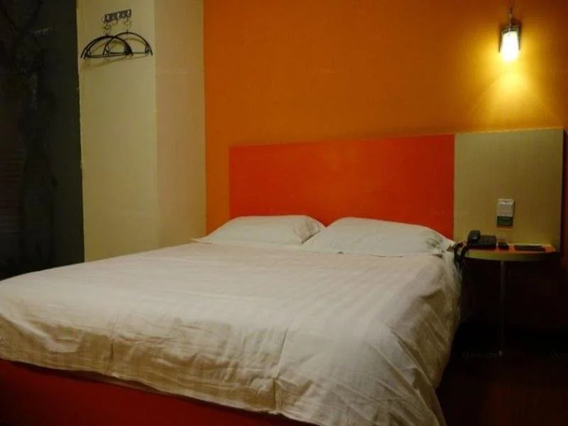 Motel 168 Chongqing ShangQingSi Road Inn