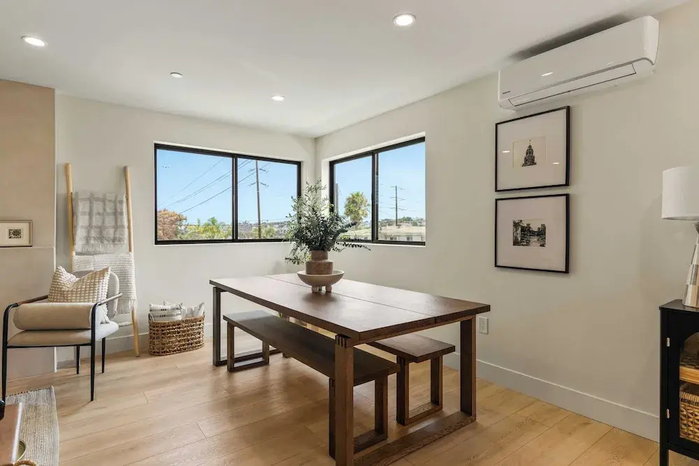 2 Homes in San Clemente by Avantstay Sleeps 26, Steps From Sunset Cliffs, Ocean Beach & Dining