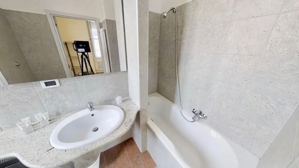 Triestevillas A/C Huge Central & Brand New - 5BR