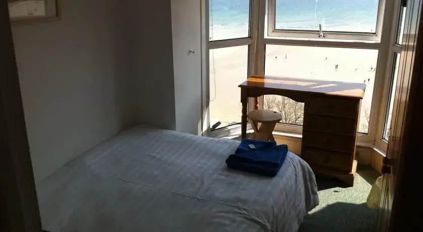 Carlyon Guest House
