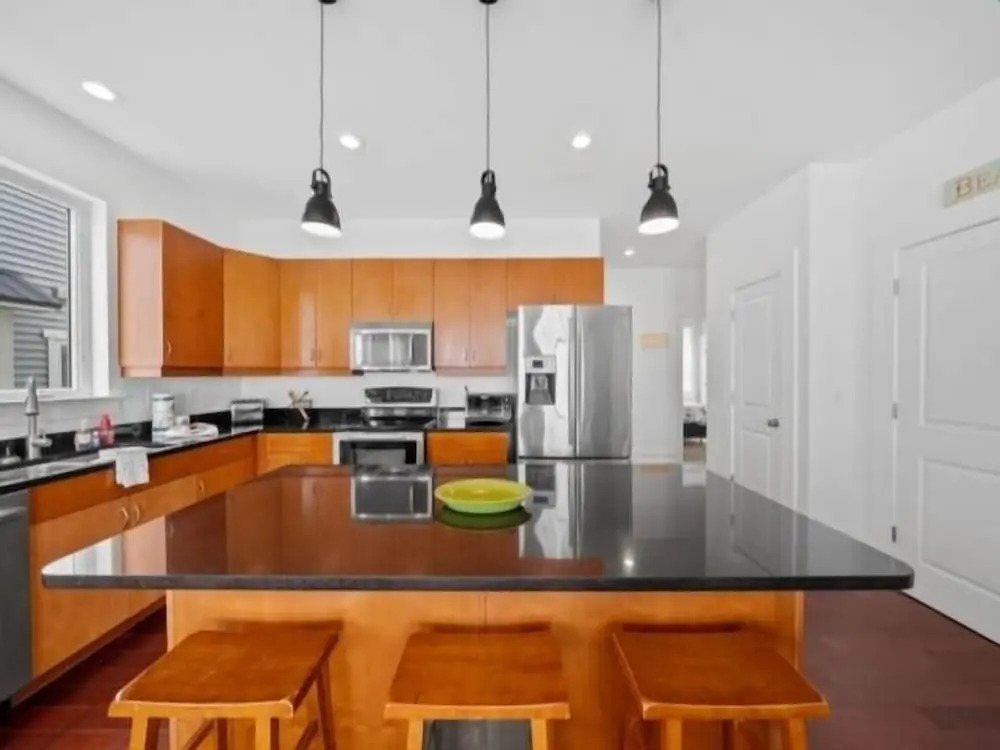 A Shore Thing 1 - Oceanfront And Dog Friendly! Private Beach Access! 3 Bedroom Townhouse by RedAwning
